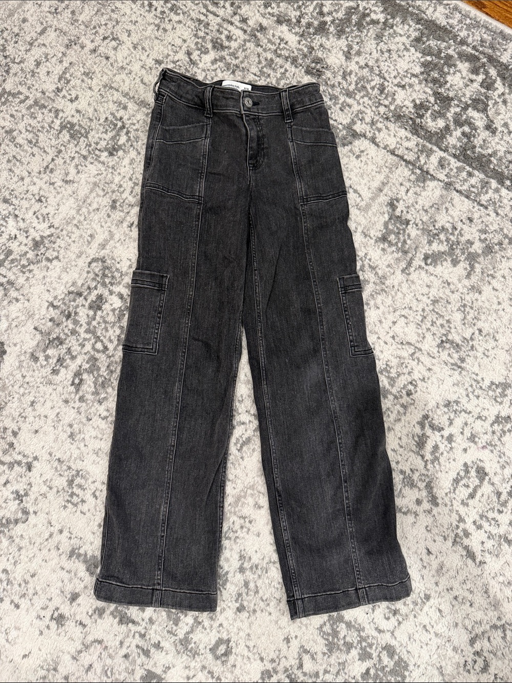 Girls Abercrombie Black Cargo Straight-Leg Jeans